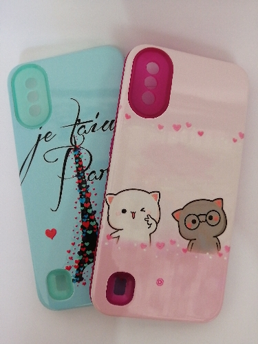 Case dama diseño alto relieve A01