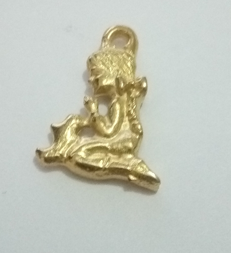 DIJE EN LAMINADO NIÑA EM ORACIÓN DLD000628