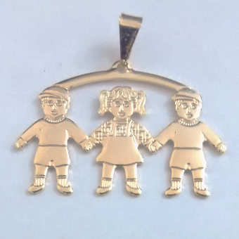 DIJE EN LAMINADO 3 NIÑOS DLD00063