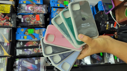PROTECTOR SILICONE IPHONE 13/14