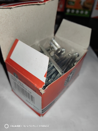 CLAVO PARA CONCCRETO 2.1/2" ESTRIADO