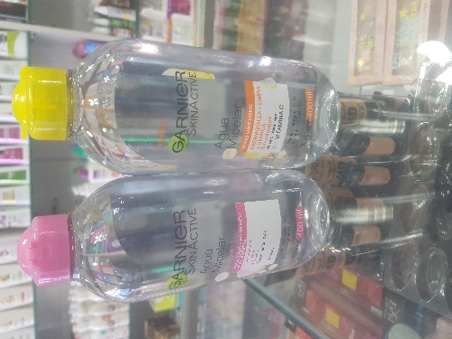 Agua miscelar garnier