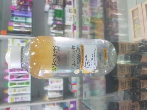 Agua miscelar en aceite garnier