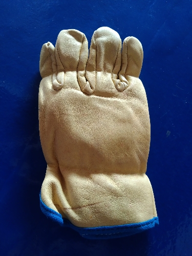 Guante ingeniero amarillo