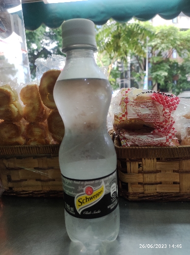 Schewepper Club Soda
