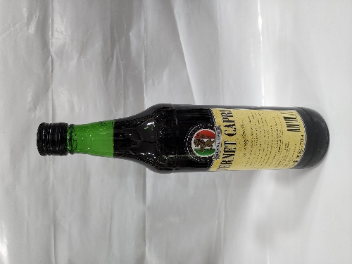 Fernet Capri 700 ml.