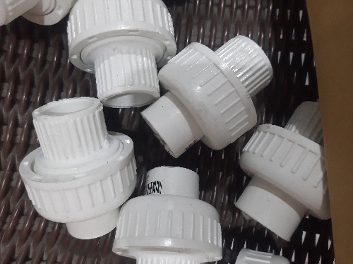 UNION UNIVERSAL 1/2 SOLDAR. PVC