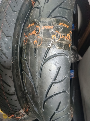 Neumatico 140/70/17 Rocket Powermax