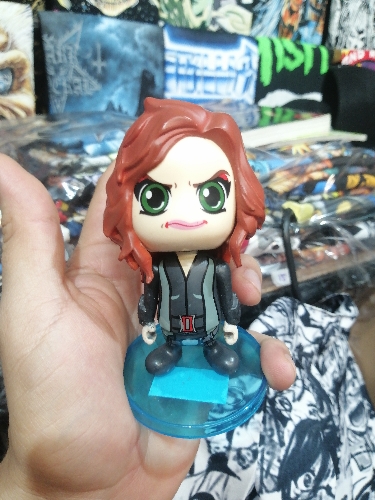 figura - cabezona ojos - viuda negra - 12 cm - avengers