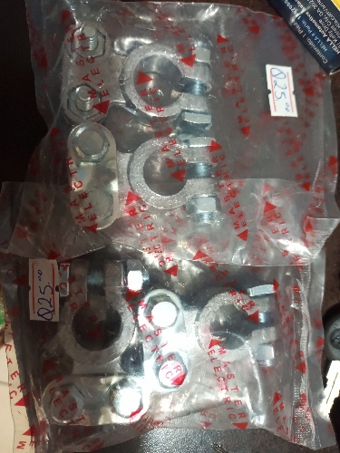 BORNOS DE PLOMO PARA BATERIA