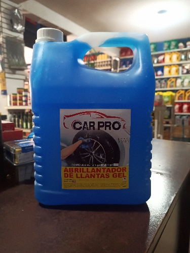 ABRILLANTADOR DE LLANTAS CAR PRO