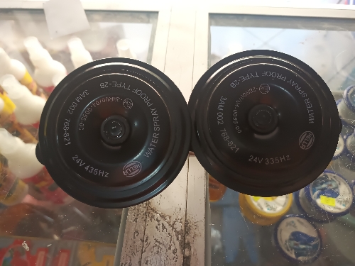 BOCINAS HELLA 24Voltios para camión o camioneta