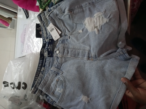 MOM SHORT HOLLISTER