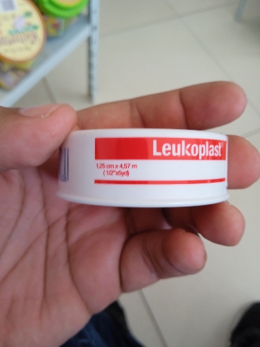 Esparadrapo leukoplast  1/2 x  5 yardas