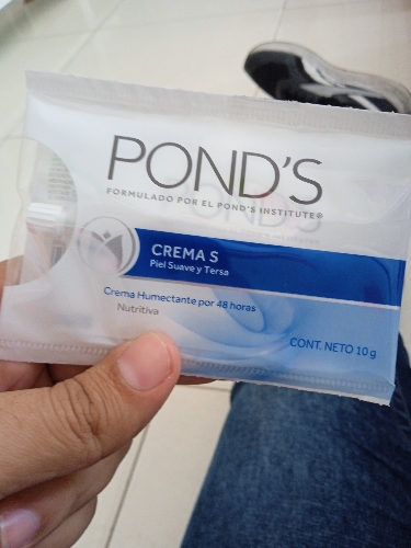 Ponds crema x 10g