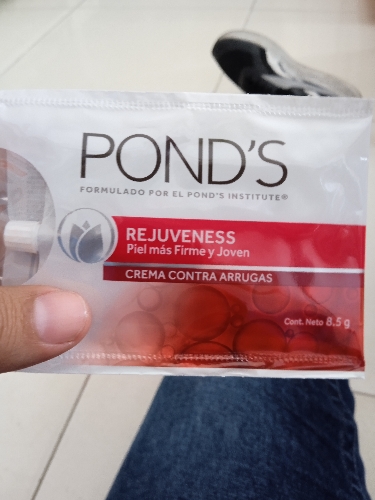 Ponds rejuveness sobre x 8.5g
