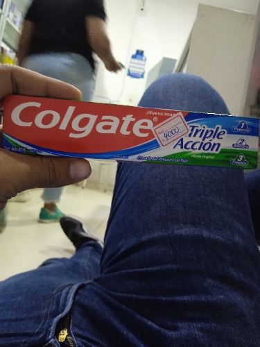 Colgate triple acción x 60ml