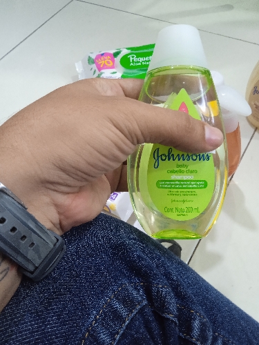 Johnson's baby cabello claro shampoo x 200ml