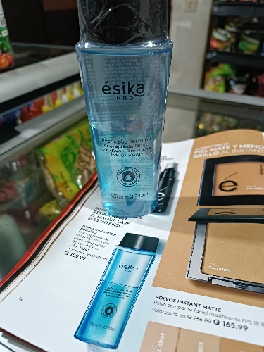 Desmaquillante ésika pro
