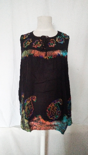 S203 Blusa negra