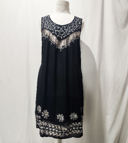 M327 vestido sin manga