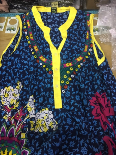 M003 Vestido sin manga