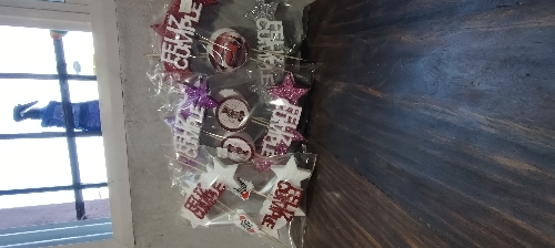 Feliz cumple varios tipos