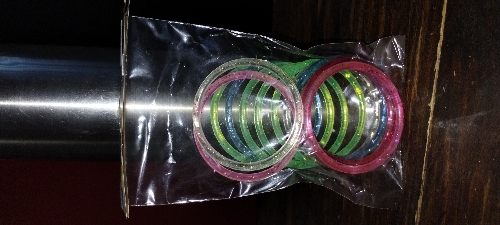 Pulseras que brillan en la oscuridad