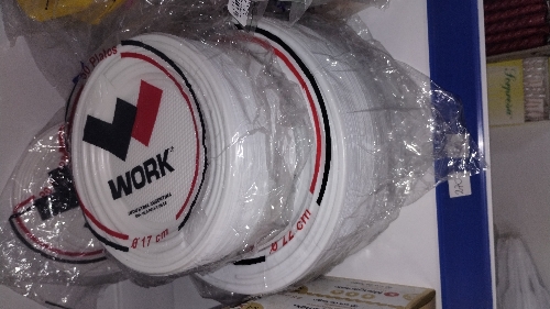 Platos blancos de 17 cm
