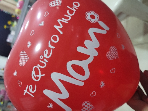 Globos corazón te quiero mucho mamá R12