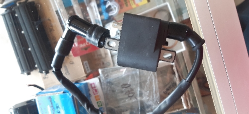 BOBINA DE ALTA AX100 6V CON CAPUCHON JWBP