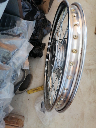 ARO DE RAYOS CGL125 DELANTERO COMPLETO UGMP