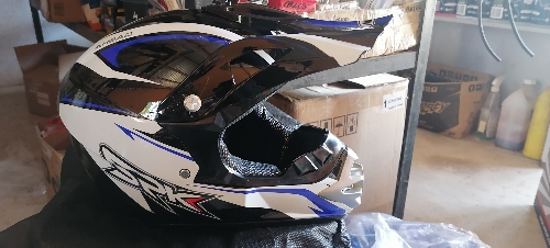 CASCO PARA MOTORISTA NEGRO/AZUL 6 L CROSS - WLT126
