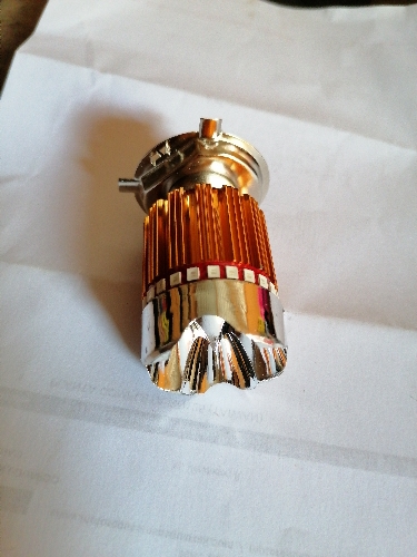 BOMBILLA LED AMARILLO 4 LED BLANCAS