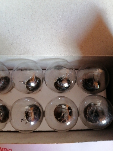 BOMBILLA DE STOP 12V 21/SW