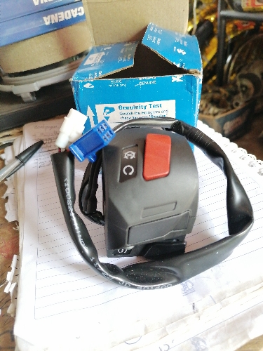 CAJA DE CONTACTO PULSAR 135/180 UG4 RH JD401400 ORIGINAL
