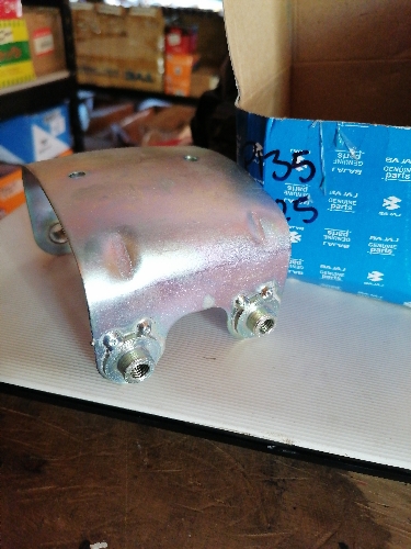 BASE DE LODERA DELANTERA PULSAR 135/125NS METAL JD181401 ORIGINAL