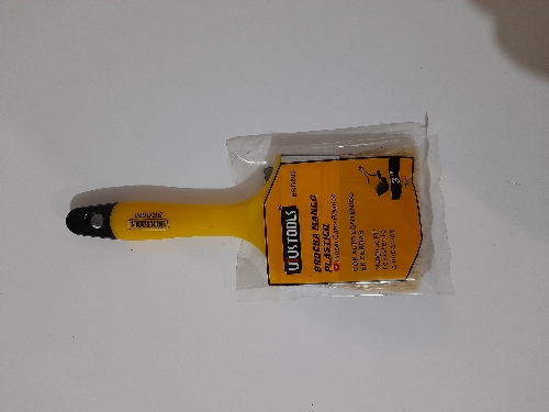 Brocha m/plástico 3"