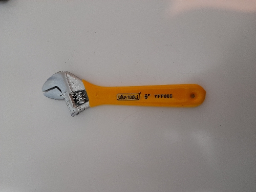 Llave Francesa m/plástico 6"