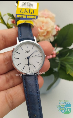Reloj Q&Q cuero
