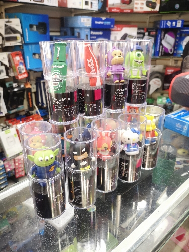 USB muñecos