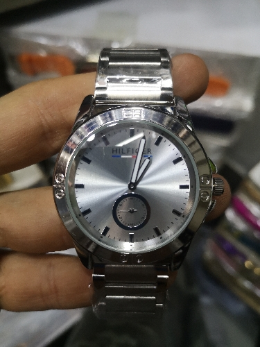 Reloj TOMMY Metálico