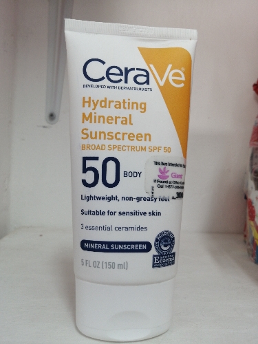 Protector solar cerave hydrating mineral 50