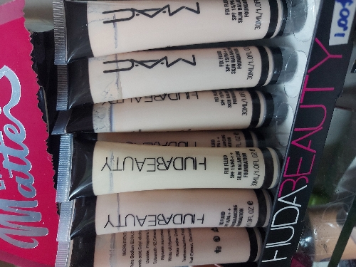 BASE MAC/HUDA 30ML