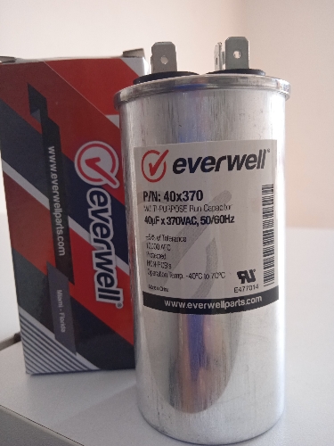 CAPACITADOR 40 MFD X 440VAC  MAXWELL