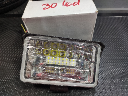 32 Led 30