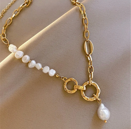 Collar dorado y perlas 2 circulos