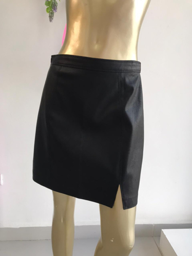 falda cuero negro SHINESTARS talla M