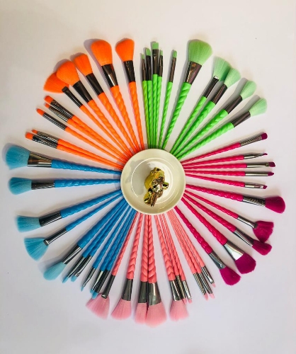 Brochas unicornio