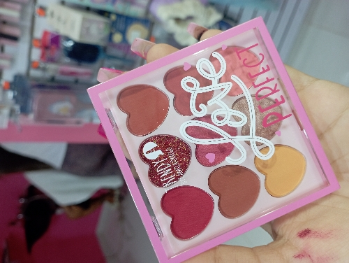 Sombras love trendy